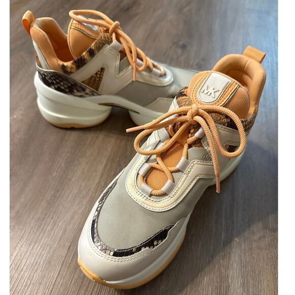 Michael Kors Olympia Canvas Snake Embossed Leather Trainer Sneaker Size 8.5 Shoe - Picture 1 of 12
